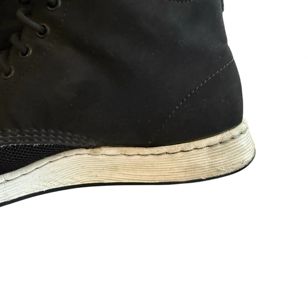 Dr. Martens preloved used